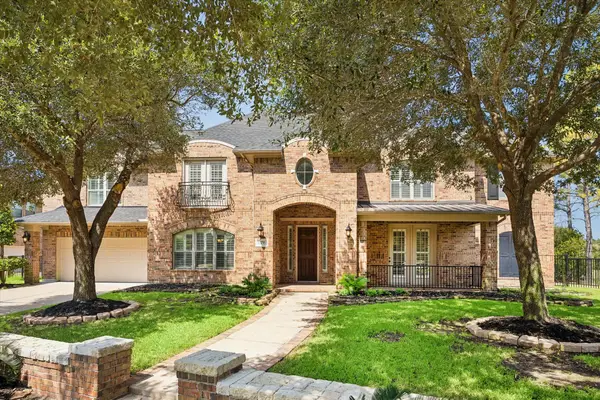 18715 N Thomas Shore Drive, Cypress, TX 77433