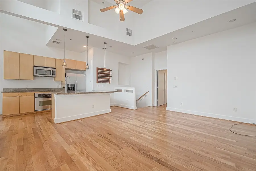 1555 Birdsall Street #A, Houston, TX 77007 - #2