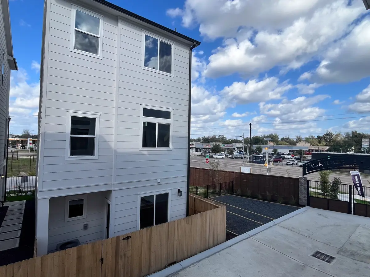 303 Marcella Street #K, Houston, TX 77091 - #1