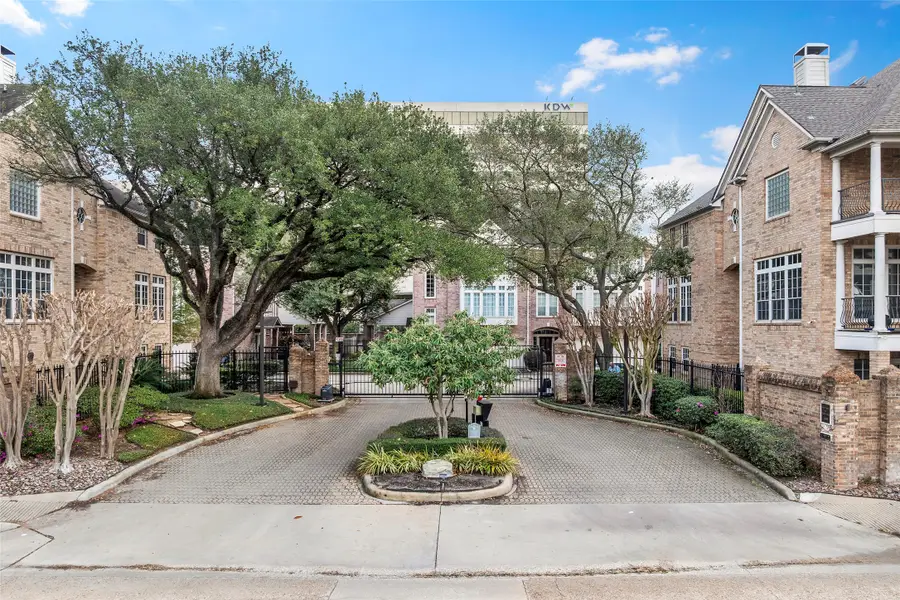 26 Stalynn Lane, Houston, TX 77027 - #2