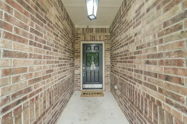 30815 W Lost Creek Boulevard, Magnolia, TX 77355
