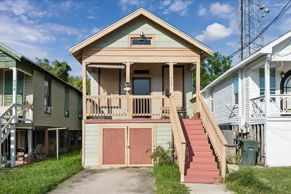910 32nd Street, Galveston, TX 77550