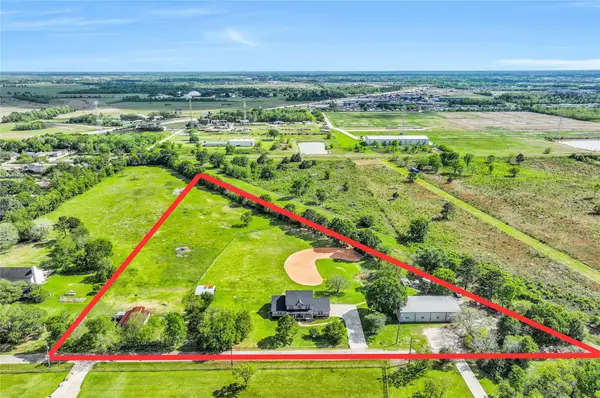 1404 Hollier Road, Friendswood, TX 77546