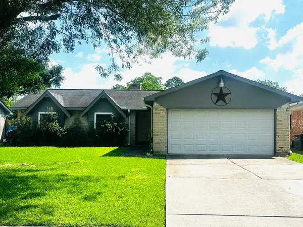 16807 Blackhawk Boulevard, Friendswood, TX 77546
