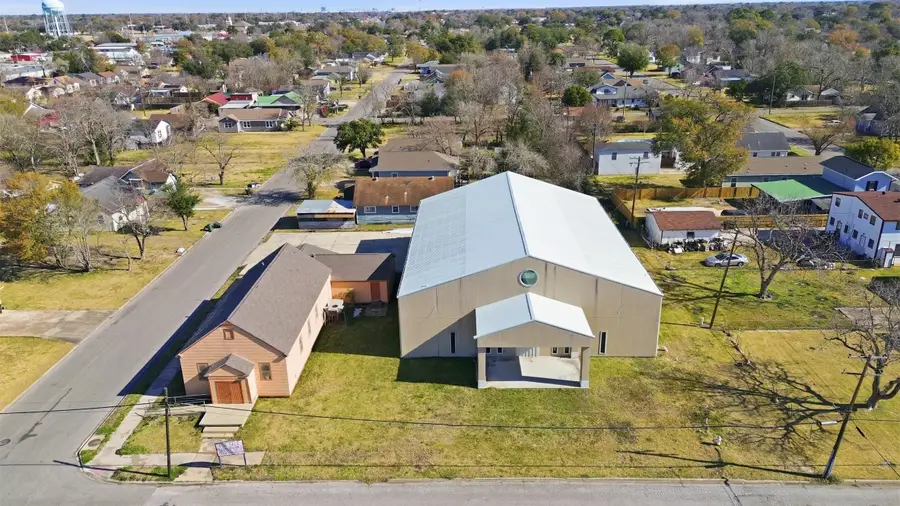 1444 2nd Avenue, Port Arthur, TX 77642 - #2