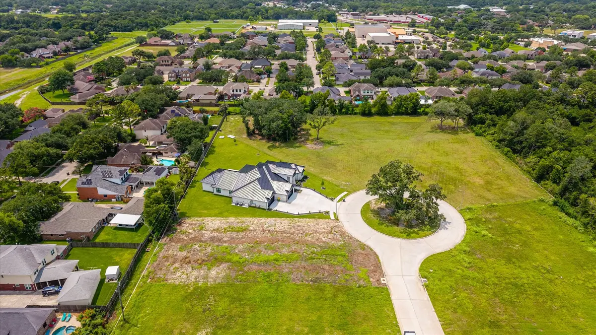 1618 Crown Oaks Court, Pearland, TX 77581 - #1