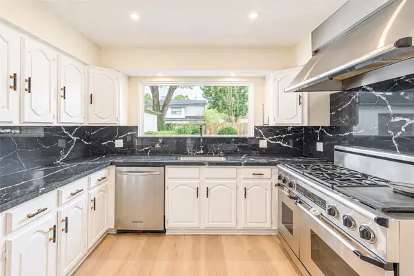 10610 Overbrook Lane, Houston, TX 77042