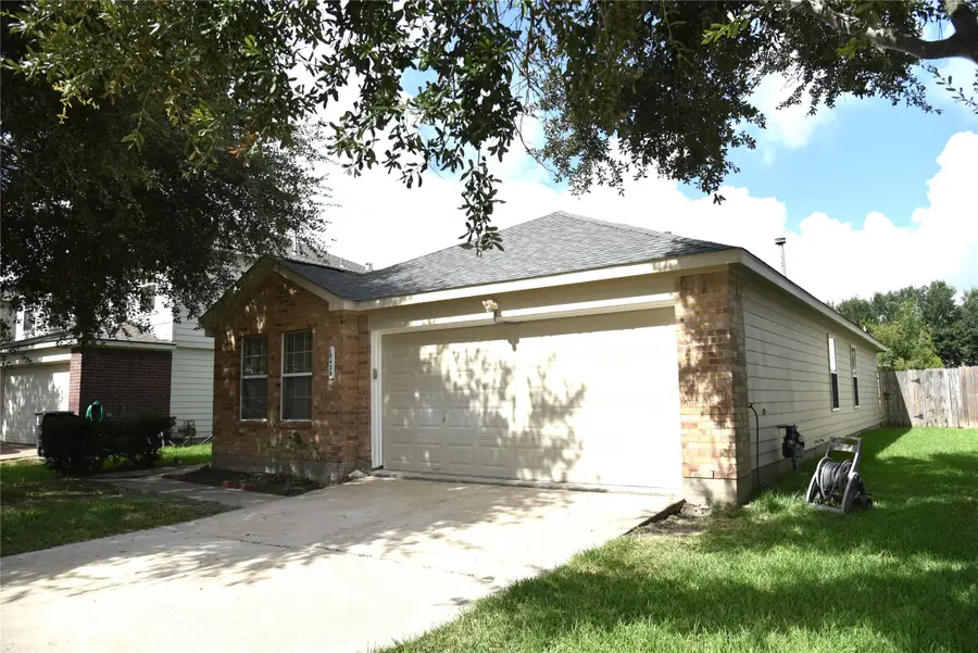 10406 Sutter Glen Lane, Houston, TX 77075 - Image #3