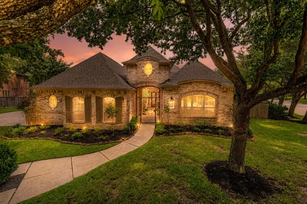1302 Majestic Pines Court, Houston, TX 77345