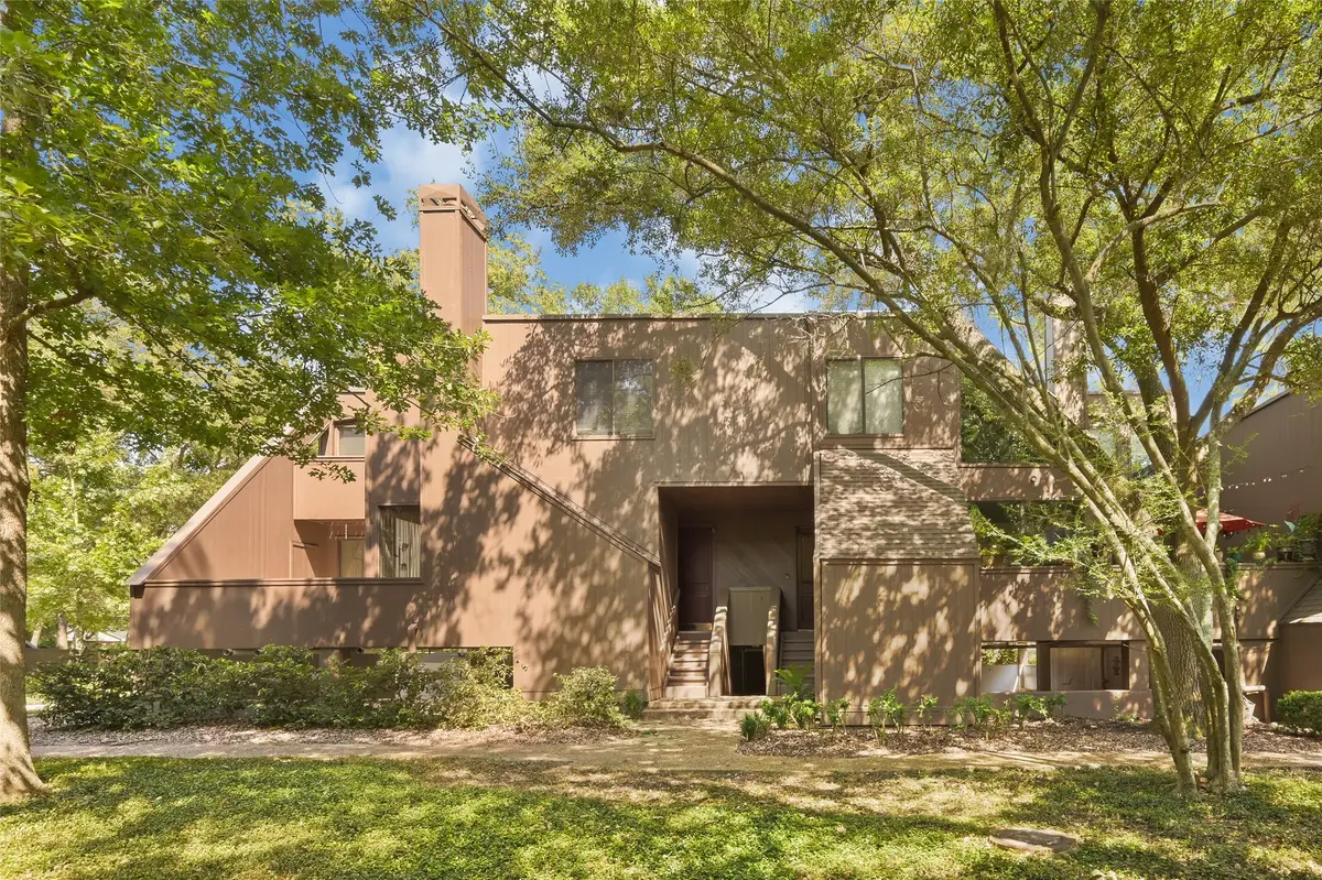 268 Litchfield Lane, Houston, TX 77024 - #1