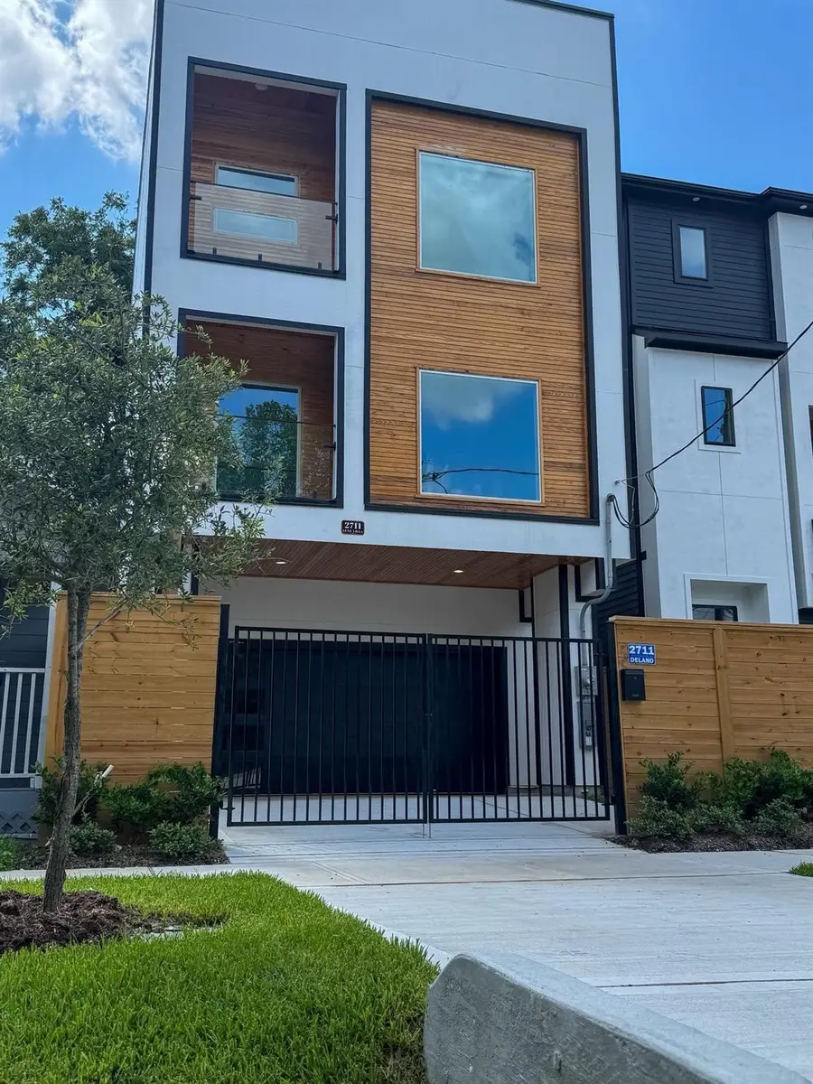 2711 Delano Street, Houston, TX 77004 - #2