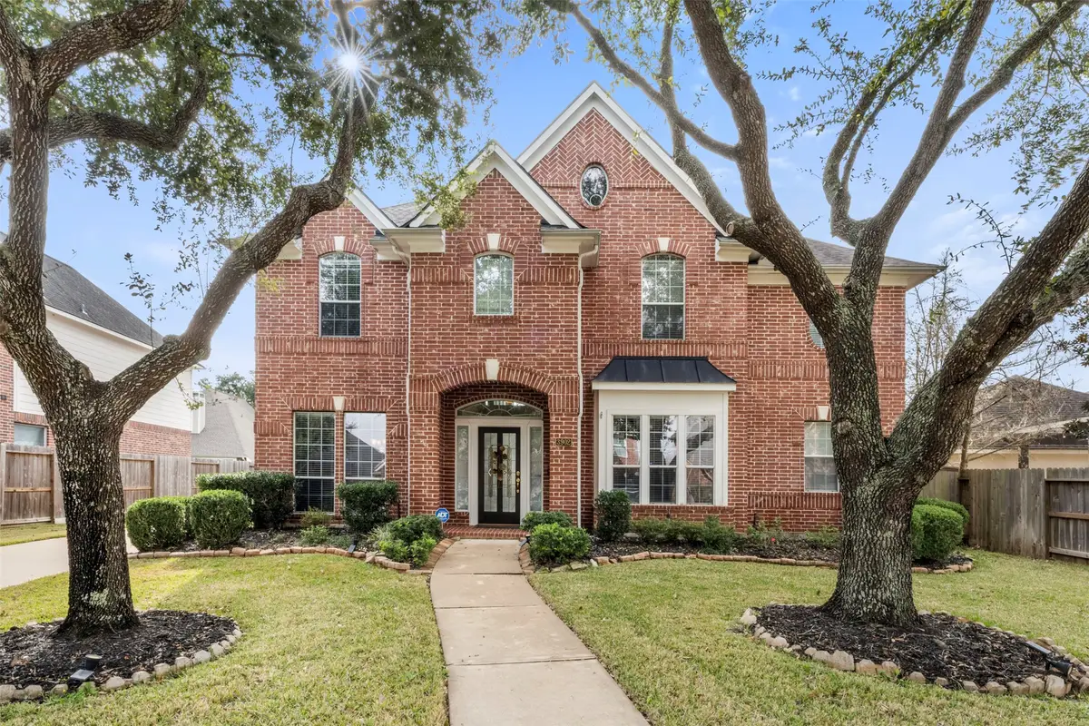 3902 Lakeridge Canyon Drive, Sugar Land, TX 77498 - Image #1