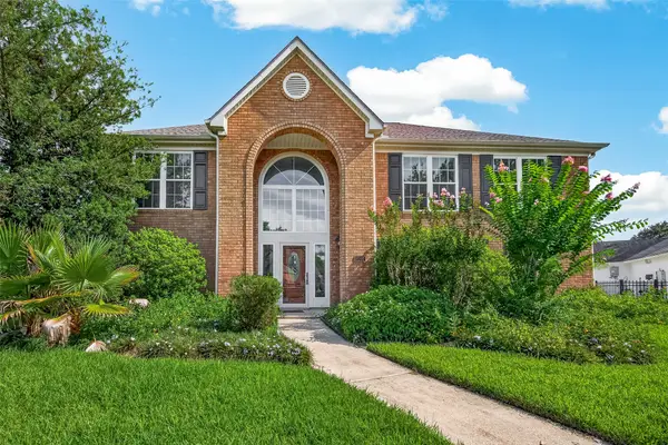 2207 Troon Drive, League City, TX 77573