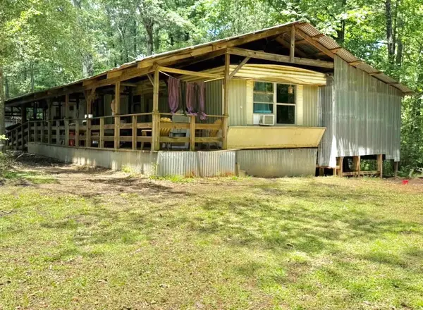 655 Piney Point Drive, Milam, TX 75959