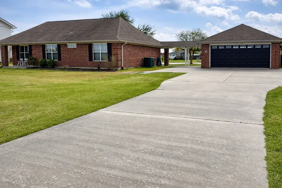 2731 Avenue D, Dickinson, TX 77539 - #3