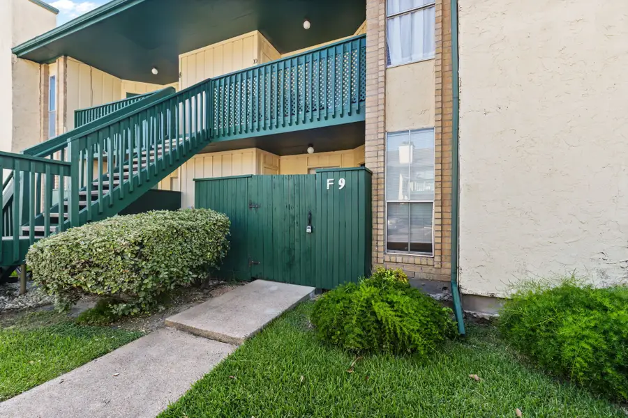 1516 Bay Area Boulevard #F9, Houston, TX 77058 - #2