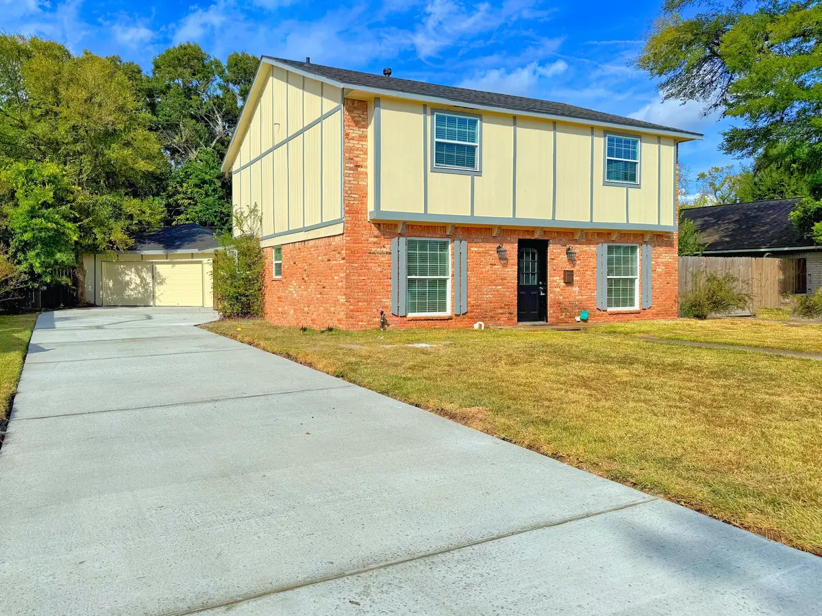 504 River Bend Drive, Baytown, TX 77521 - Image #1