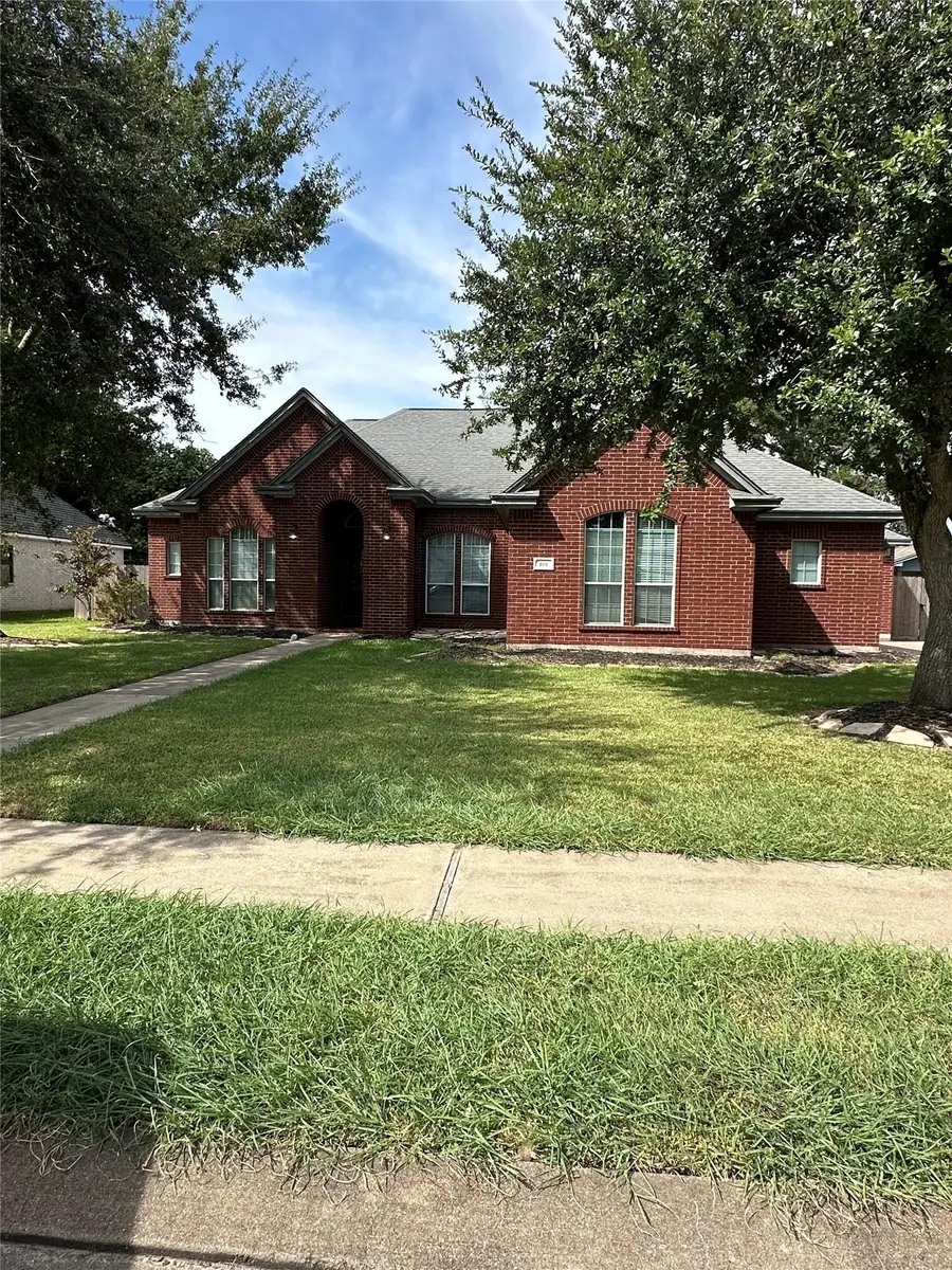 101 Mallard Drive, Clute, TX 77531 - #2