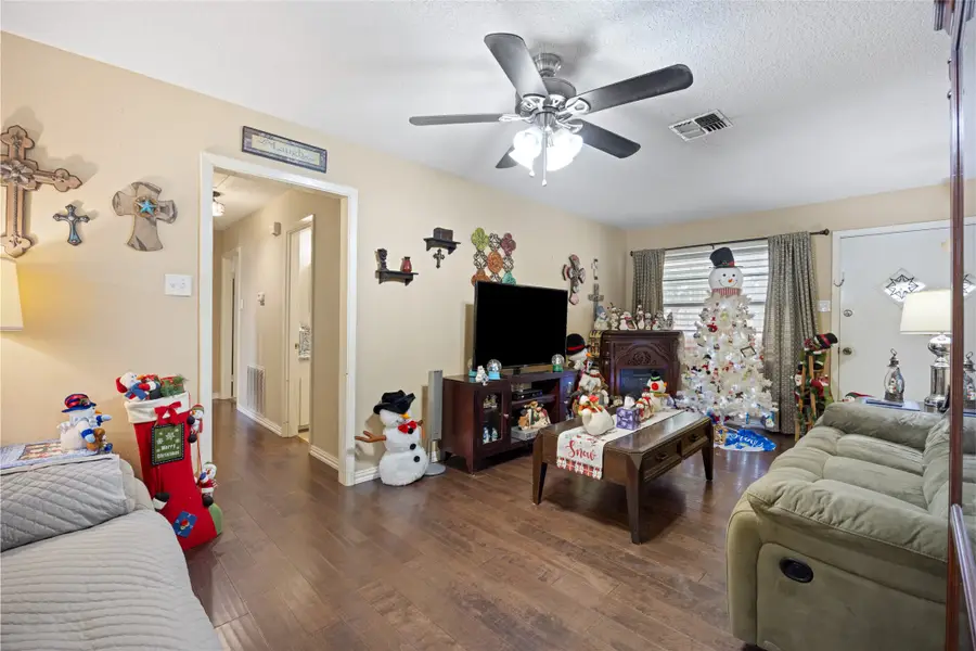 2906 Somerset Avenue, Texas City, TX 77590 - Image #3