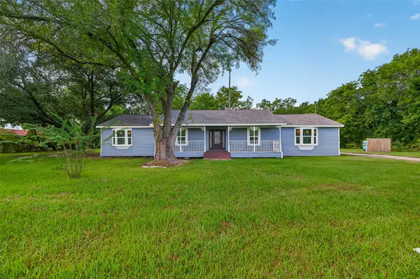 4004 Gatewood Road, Crosby, TX 77532