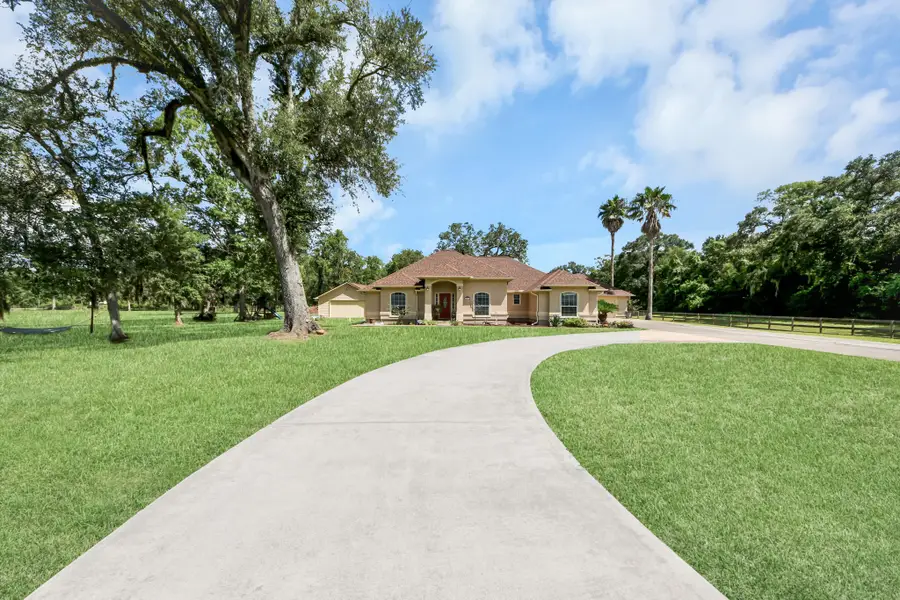1102 W Point Drive, Rosharon, TX 77583 - #3