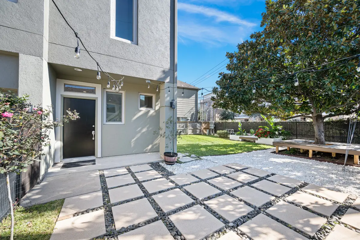 1102 Patterson Street, Houston, TX 77007 - Image #1