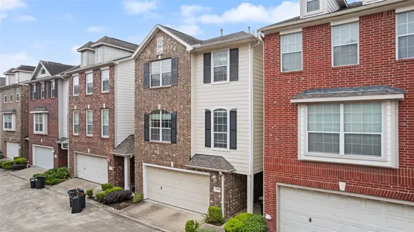 3410 Skyline Village Drive, Houston, TX 77057