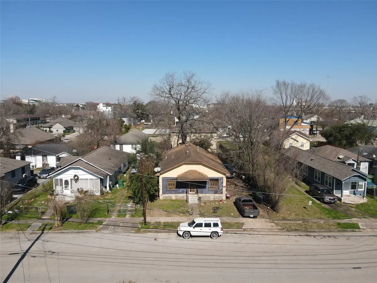 3419 Dennis Street, Houston, TX 77004 - #1