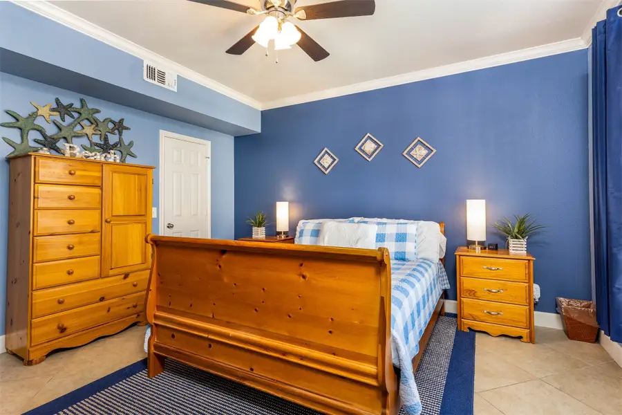 7000 Seawall Boulevard #324, Galveston, TX 77551 - #3
