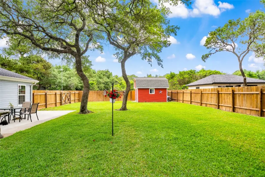 2175 Sixth Street, Ingleside, TX 78362 - #3