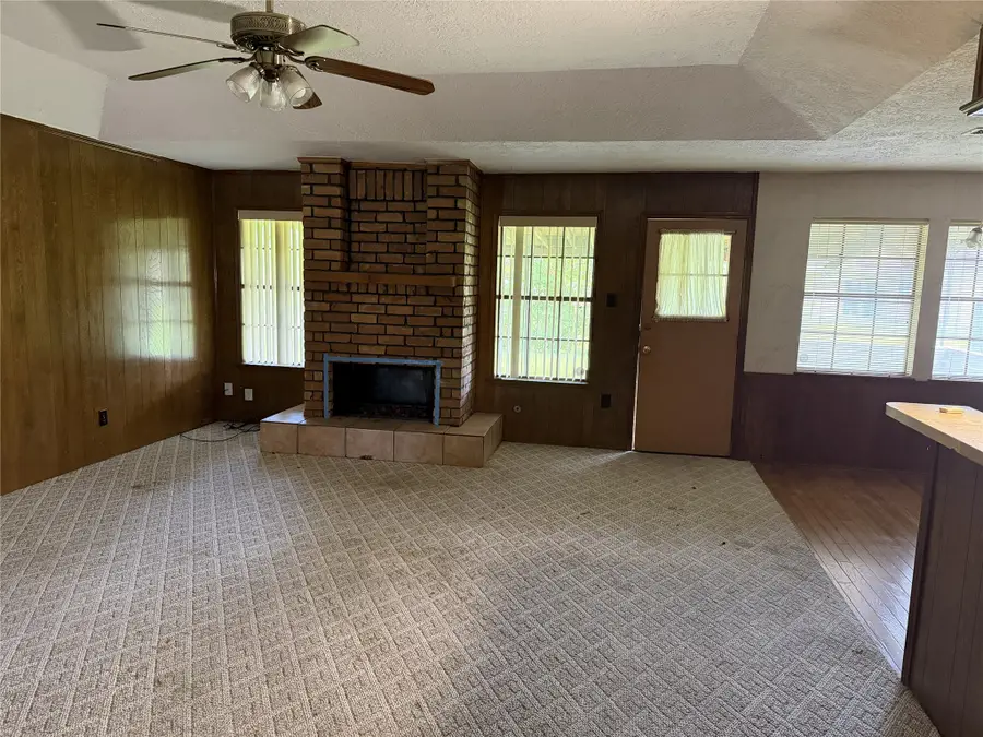 901 Regency Drive, Deer Park, TX 77536 - #3