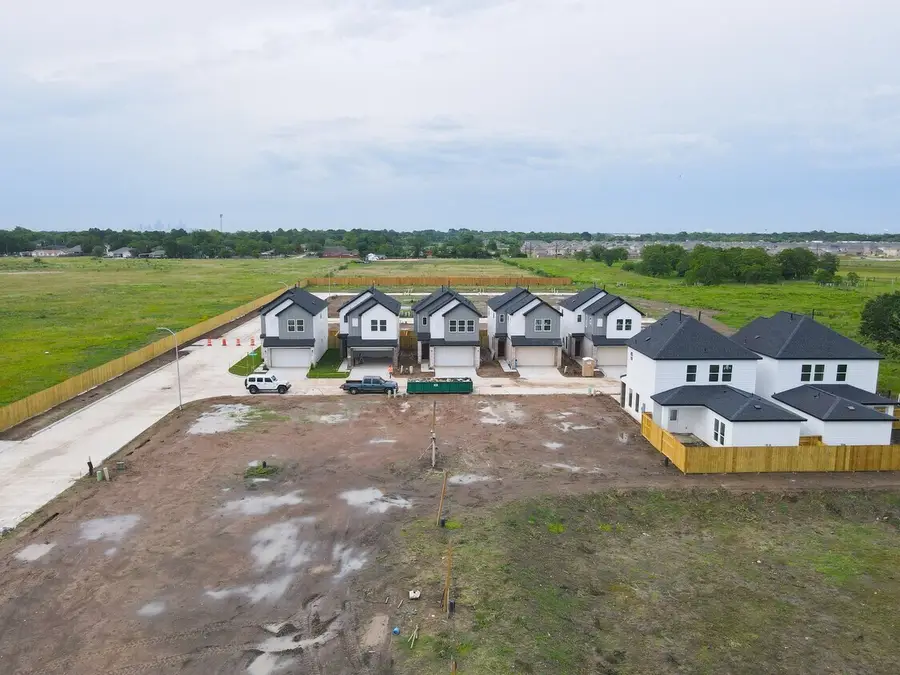 6402 Pregenero Ln, Houston, TX 77048 - #3
