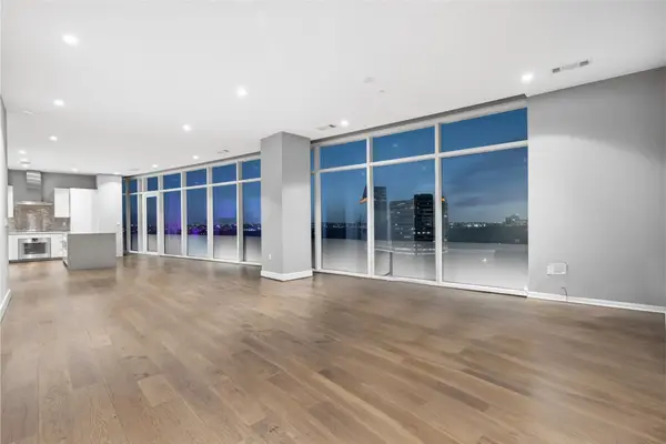 4521 San Felipe Street #2601, Houston, TX 77027
