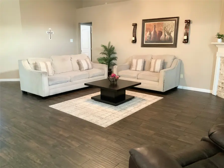 8219 Fox Street, Baytown, TX 77523 - #3