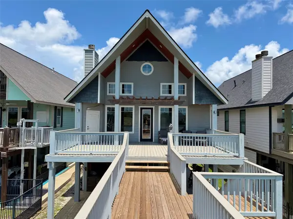 217 S Front Street, Freeport, TX 77541
