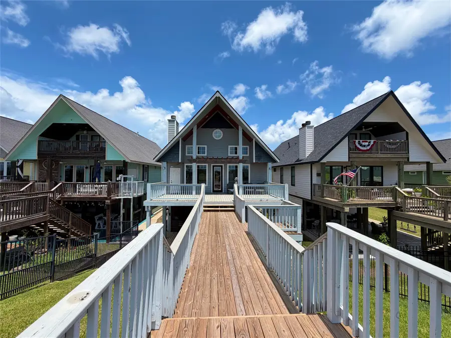 217 S Front Street, Freeport, TX 77541 - #2