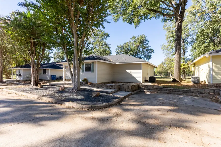 3411 Balboa Circle #2, Montgomery, TX 77356 - Image #2