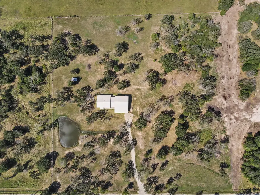 2322 County Road 126, Bedias, TX 77831 - #2