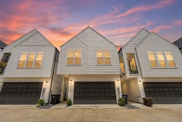 5708 White Magnolia Street, Houston, TX 77091