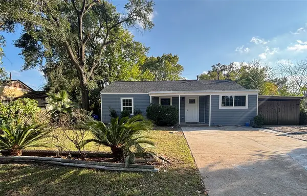 907 Fortune Drive, Baytown, TX 77520