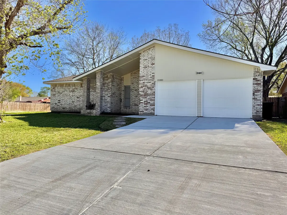 15903 Kenbrook Drive, Stafford Missouri City, TX 77489 - #1