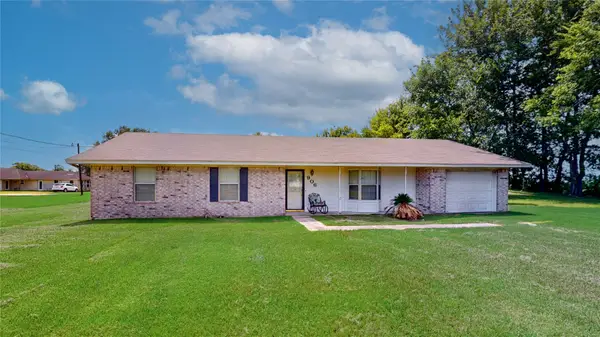 906 Waco Street, Dayton, TX 77535