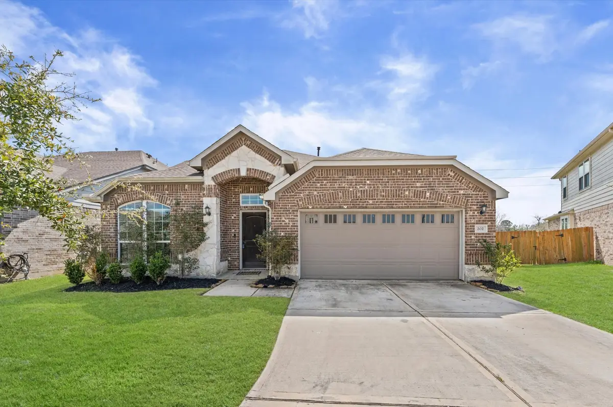 202 Polar Bear Trail, Crosby, TX 77532 - #1