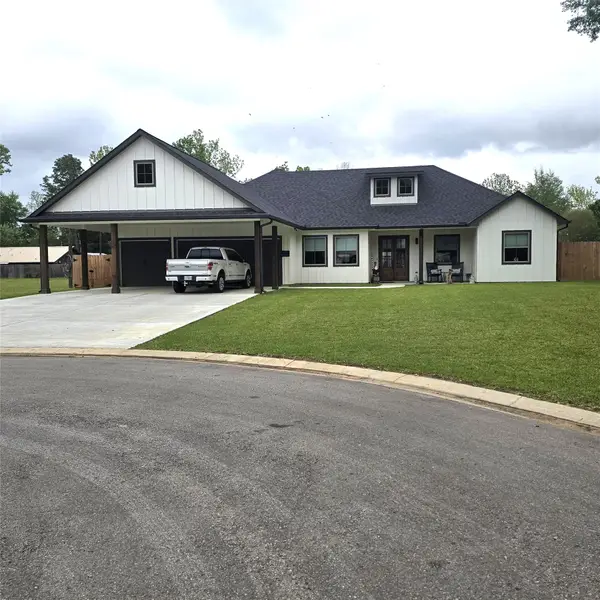 111 Bluegill Drive, Shepherd, TX 77371