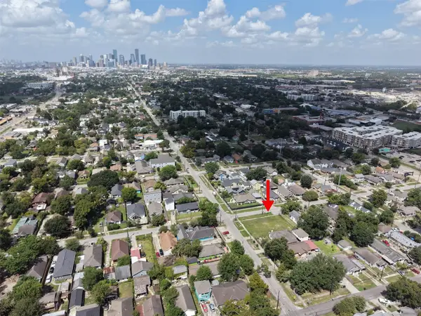 5801 Sherman Street, Houston, TX 77011