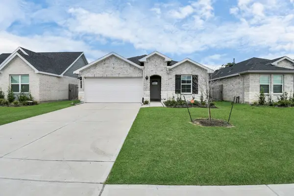 1674 Westway Drive, Fresno, TX 77545