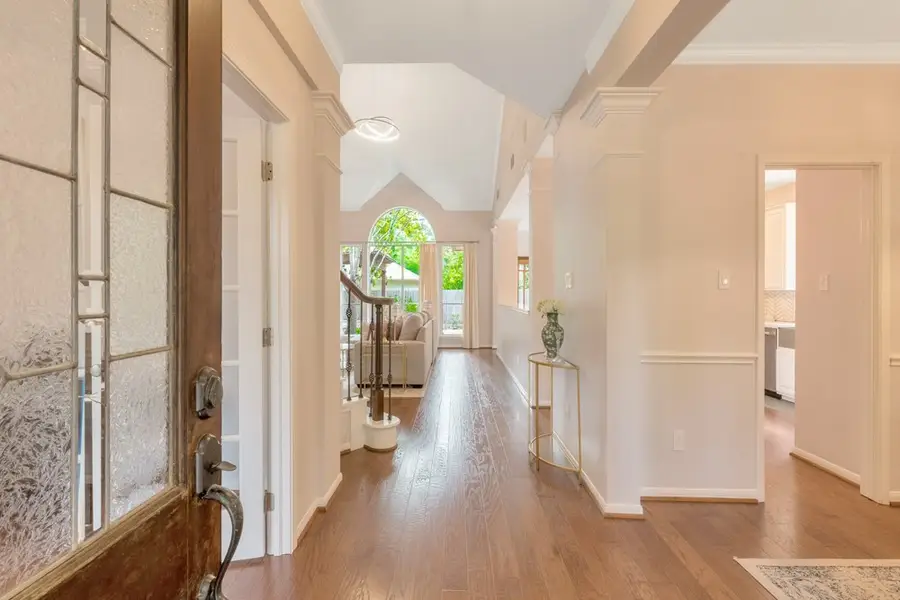 10 Merit Woods Place, The Woodlands, TX 77382 - Image #2