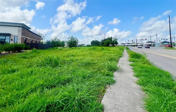 2023 5th Street, Stafford, TX 77477
