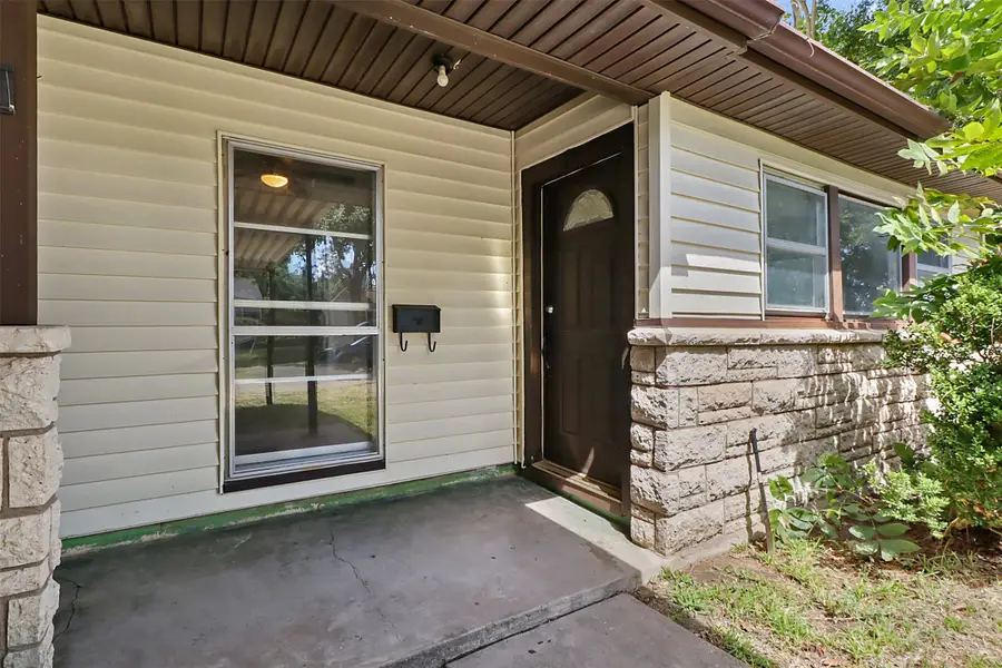 1008 Largo Street, Baytown, TX 77520 - #2