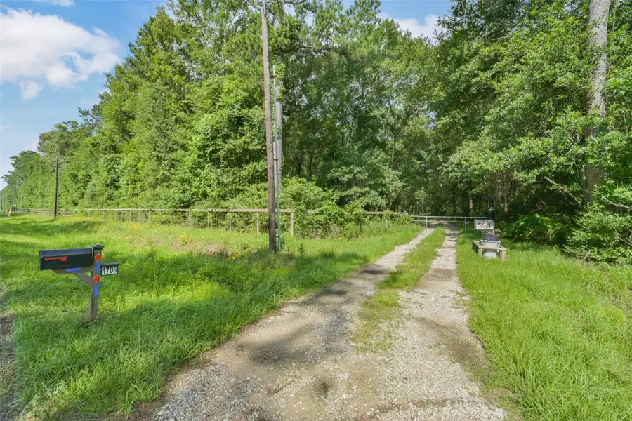 1706 County Road 3011, Dayton, TX 77535 - #2